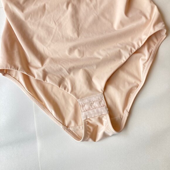 NWT WACOAL Red Carpet Strapless Shaping Bodybriefer 38D Sand 801219 - Picture 3 of 14